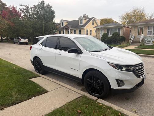 White 2020 Chevrolet Equinox 1LT