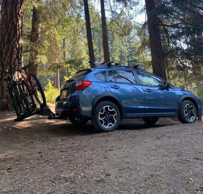Blue 2017 Subaru Crosstrek 2.0i Premium