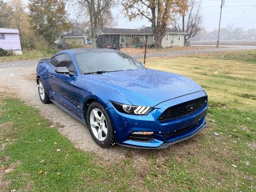 2017 Ford Mustang V6