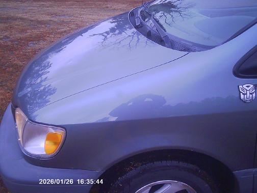 1999 Toyota Sienna LE