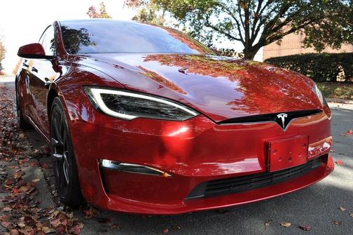 2022 Tesla Model S Plaid