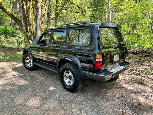 1997 Toyota Land Cruiser Base