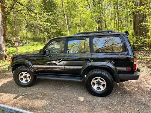 1997 Toyota Land Cruiser Base