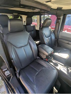 2015 Jeep Wrangler Unlimited Altitude