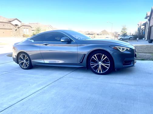 2017 INFINITI Q60 3.0T Premium