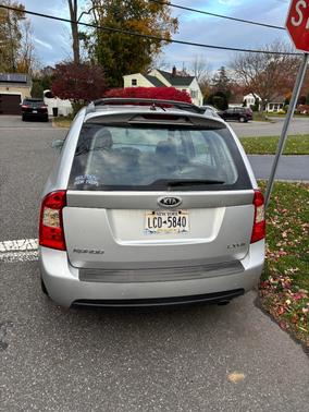 2007 Kia Rondo LX