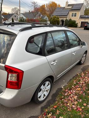 2007 Kia Rondo LX