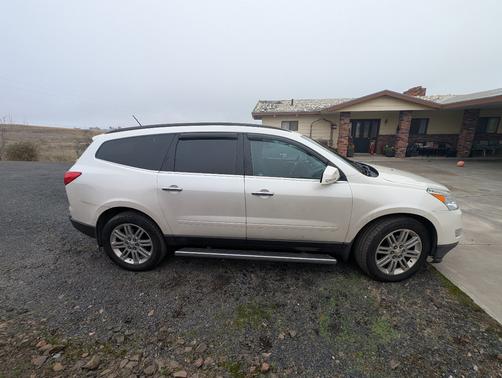 2011 Chevrolet Traverse LT