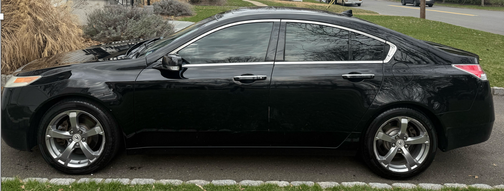 Black 2010 Acura TL Technology