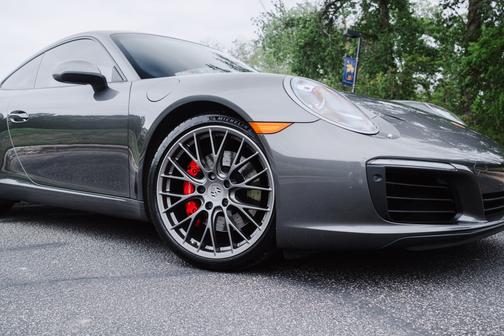2017 Porsche 911 Carrera S