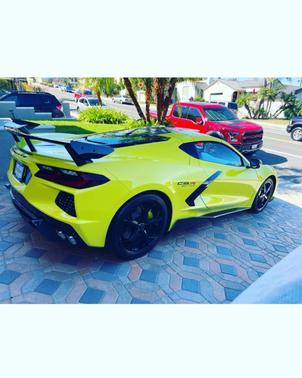 Yellow 2022 Chevrolet Corvette Stingray w/3LT