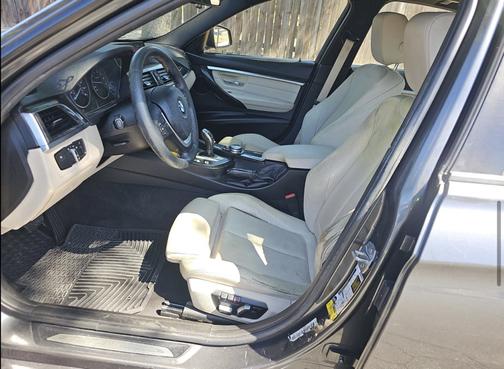 2016 BMW 328 i