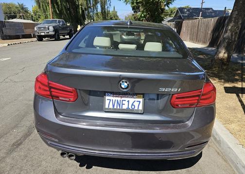 2016 BMW 328 i