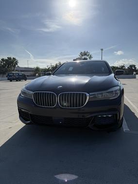 2016 BMW 740 i