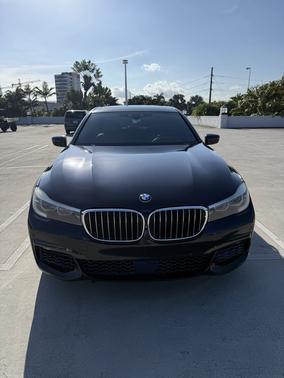 2016 BMW 740 i