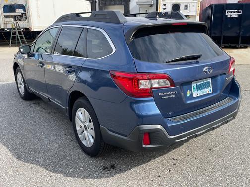 Blue 2019 Subaru Outback 2.5i Premium