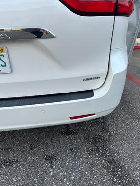 White 2019 Toyota Sienna Limited Premium