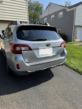 Blue 2017 Subaru Outback 3.6R Limited