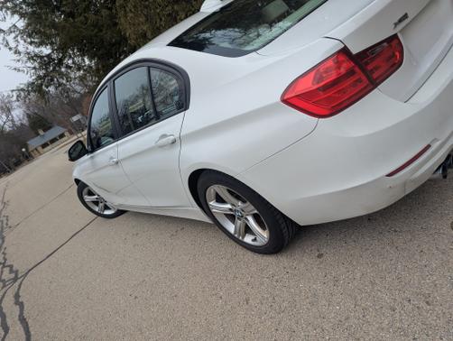 White 2013 BMW 328 i xDrive