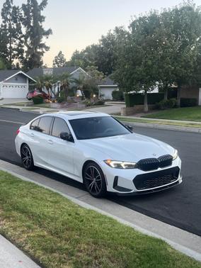 2023 BMW 330 i xDrive