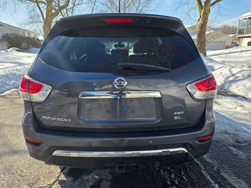 2014 Nissan Pathfinder SL