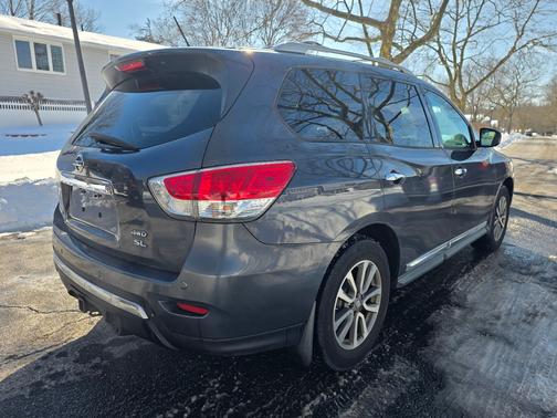 2014 Nissan Pathfinder SL
