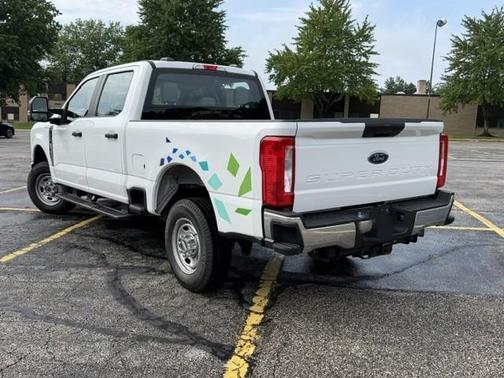 White 2024 Ford F-250 XL