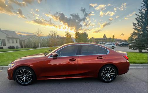2019 BMW 330 i xDrive