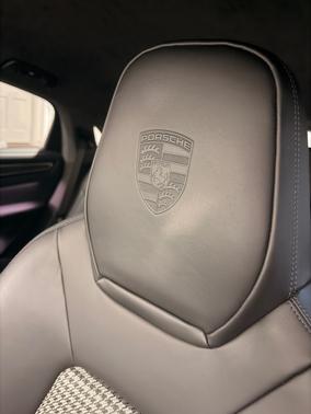 2023 Porsche Cayenne Cayenne GTS