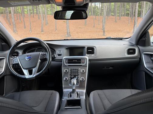 White 2016 Volvo S60 T5 Drive-E