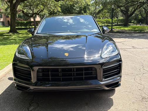 Black 2021 Porsche Cayenne Cayenne GTS