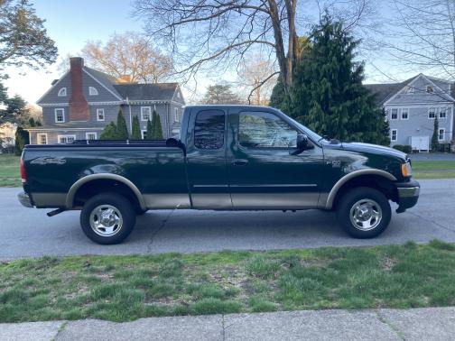 2002 Ford F-150 XLT SuperCab