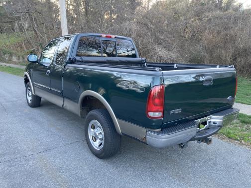 2002 Ford F-150 XLT SuperCab
