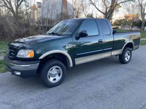 2002 Ford F-150 XLT SuperCab