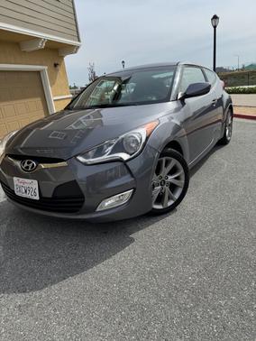 2017 Hyundai Veloster Base