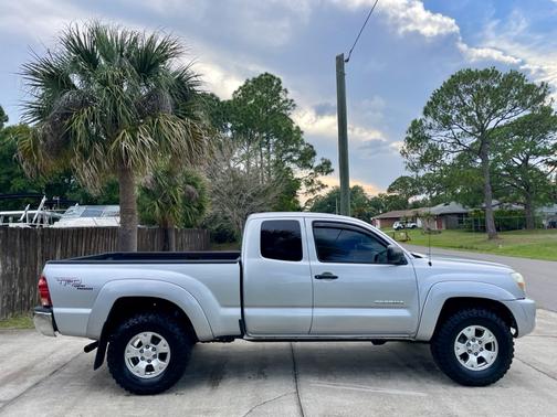 Silver 2006 Toyota Tacoma Access Cab