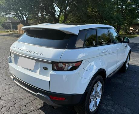 White 2014 Land Rover Range Rover Evoque Pure