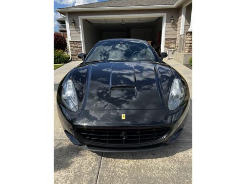 2013 Ferrari California Base