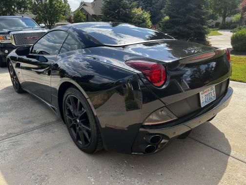 2013 Ferrari California Base