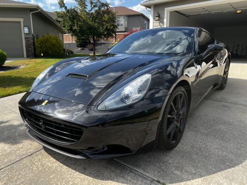 2013 Ferrari California Base