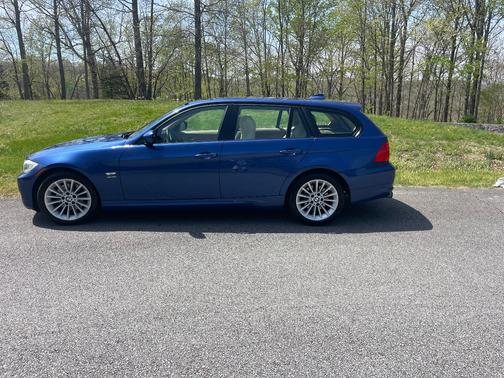 2010 BMW 328 i xDrive