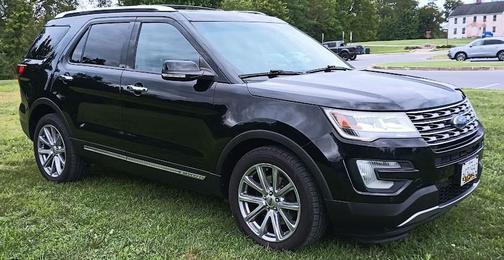 Black 2016 Ford Explorer Limited