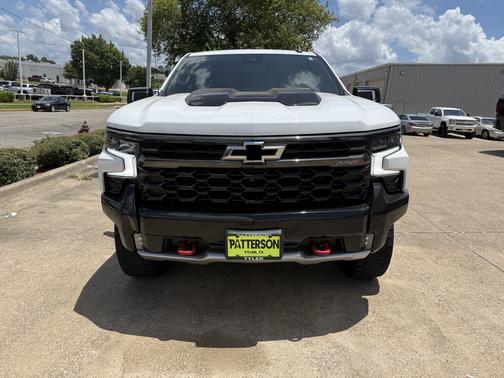 White 2022 Chevrolet Silverado 1500 ZR2