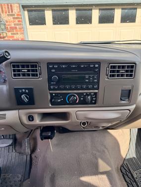 2004 Ford F-350 Lariat Crew Cab Super Duty