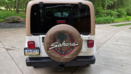 White 2000 Jeep Wrangler Sahara
