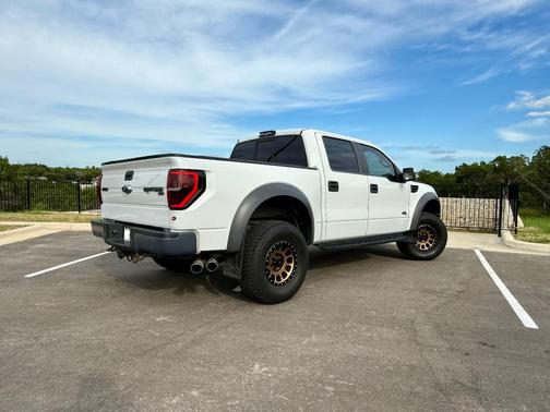 White 2014 Ford F-150 SVT Raptor