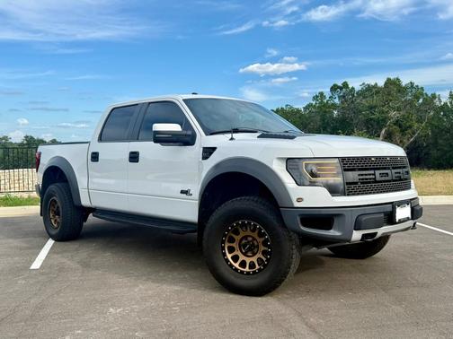 White 2014 Ford F-150 SVT Raptor