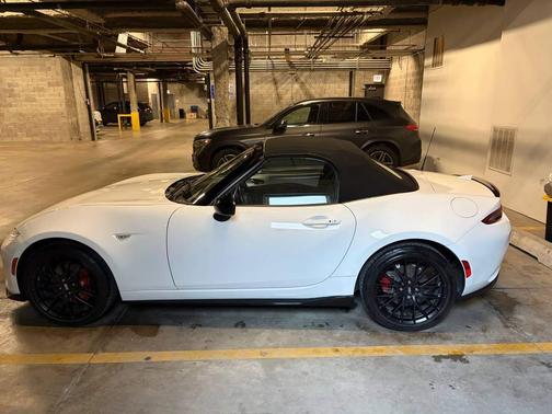 White 2020 Mazda MX-5 Miata Club