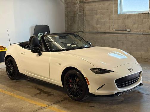 White 2020 Mazda MX-5 Miata Club