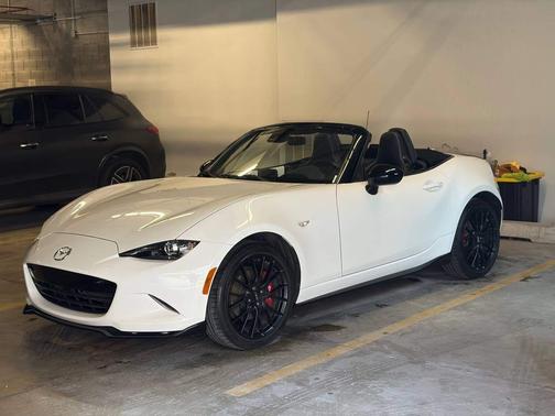 White 2020 Mazda MX-5 Miata Club